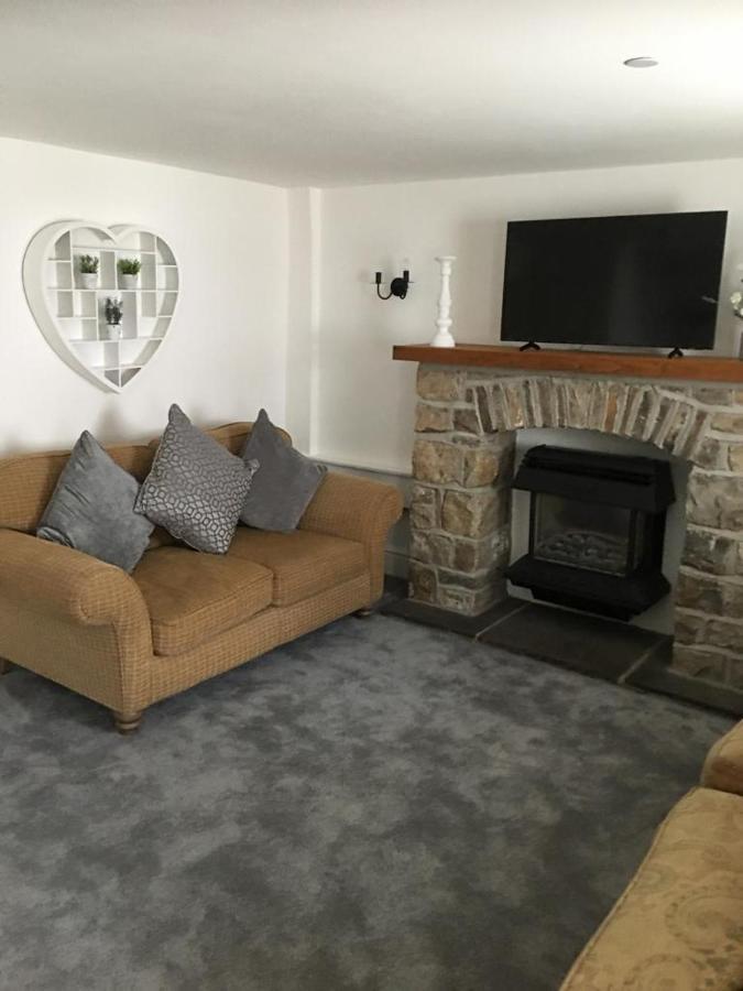 The Cottage Ystradgynlais Exterior foto